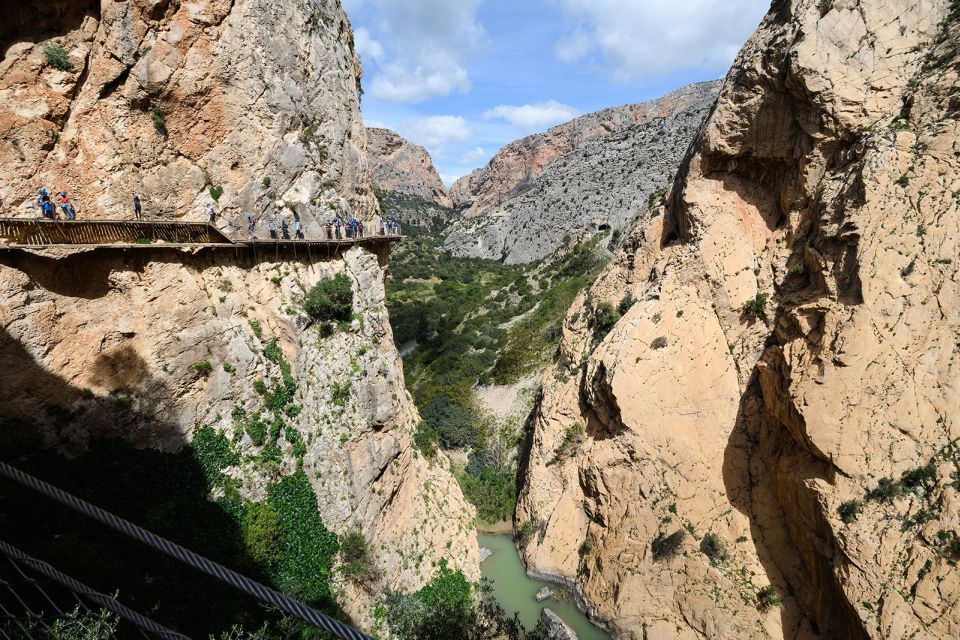 Caminito Del Rey: Guided Tour With 1 Drink and Shuttle Bus - Frequently Asked Questions