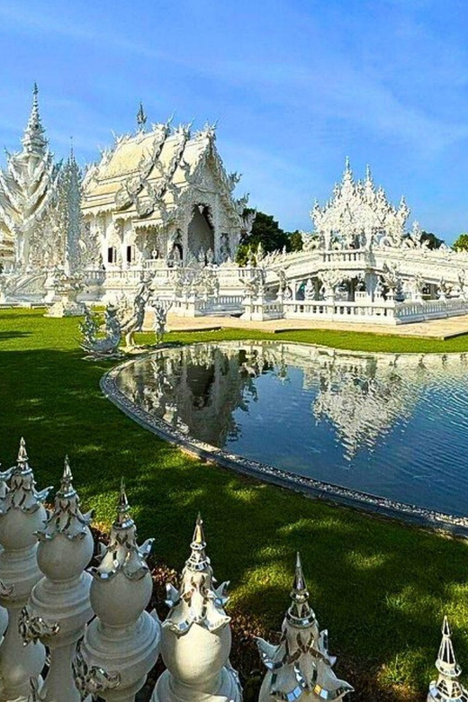 Chiang Mai: White, Blue & Big Buddha Temples in Chiang Rai - Temple Exploration: Blue