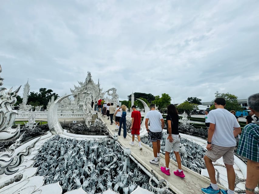 Chiang Rai: Wonderful Temples & Major Sites | Lunch Buffet - Frequently Asked Questions