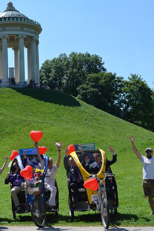 City & English Garden Private Guided Pedicab / Rikscha Tour - Frequently Asked Questions