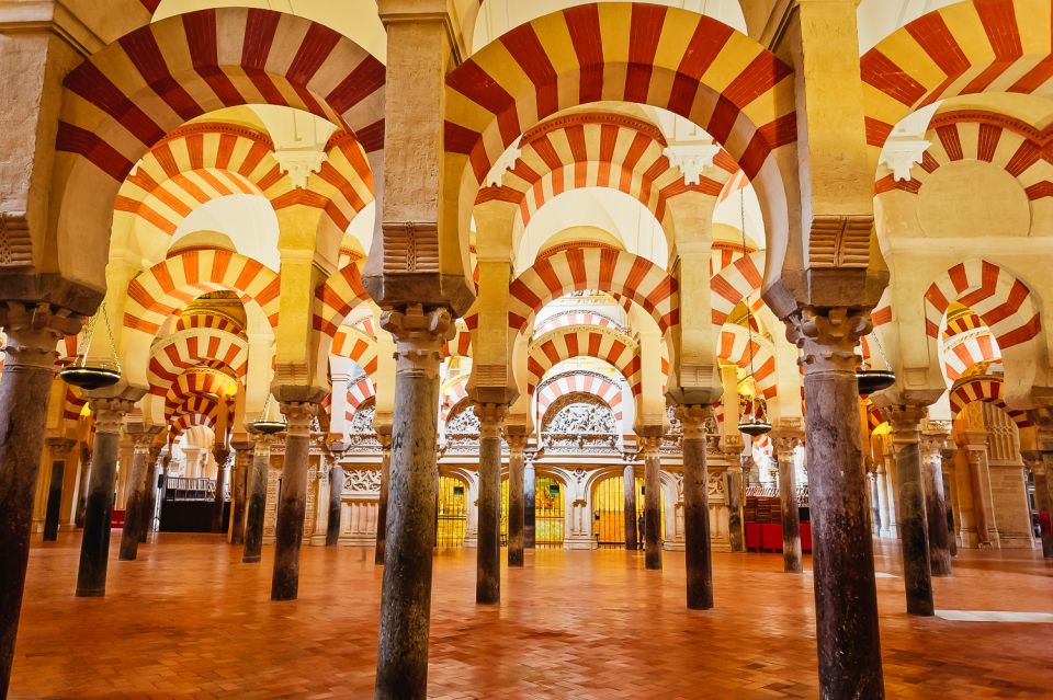 Córdoba: Jewish Quarter, Synagogue, Mosque, and Alcázar Tour - Frequently Asked Questions