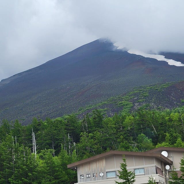 Customizable Mount Fuji Private Tour/ Eng Speaking Driver - Frequently Asked Questions