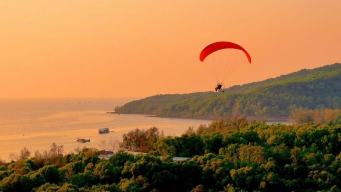 Discovering the South Island and Paragliding Phu Quoc - Frequently Asked Questions