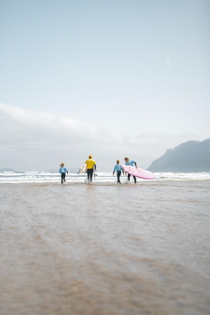 Famara : Surfing Lessons - Booking and Cancellation