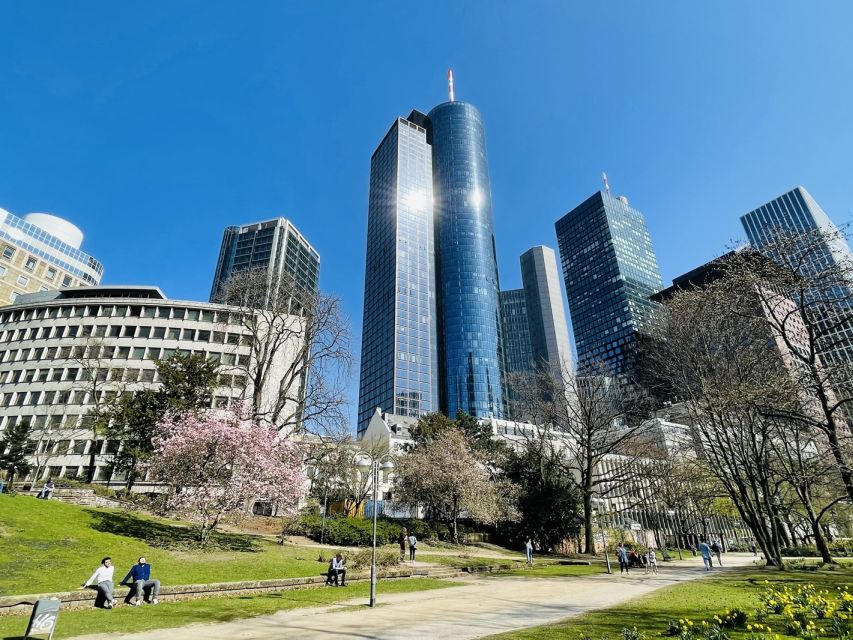 Frankfurt: Guided Walk Between Palm Trees and Skyline - Frequently Asked Questions