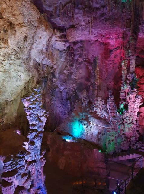 From Alicante: to the Caves in Europe, Canelobre. Gidovik - Frequently Asked Questions