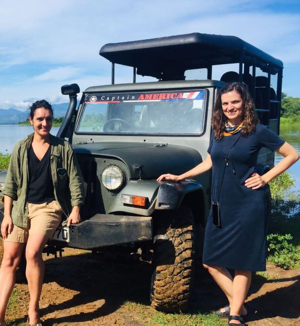 From Colombo: Sigiriya and Minneriya National Park Day Tour - Golden Temple