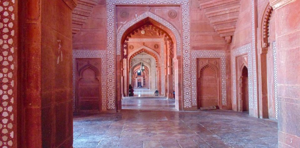 From Delhi: Taj Mahal, Agra Fort and Baby Taj Tour - Frequently Asked Questions