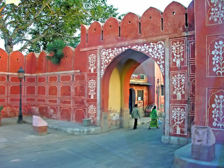 From New Delhi :Private Day Tour of Jaipur All Inclusive - Frequently Asked Questions