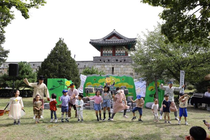 From Seoul: The 61st Suwon Hwaseong Cultural Festival Tour - Frequently Asked Questions