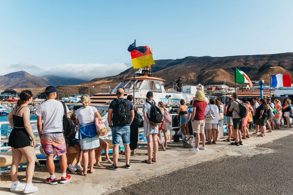 Fuerteventura: Glass Bottom Boat Cruise With Lunch & Drinks - Frequently Asked Questions