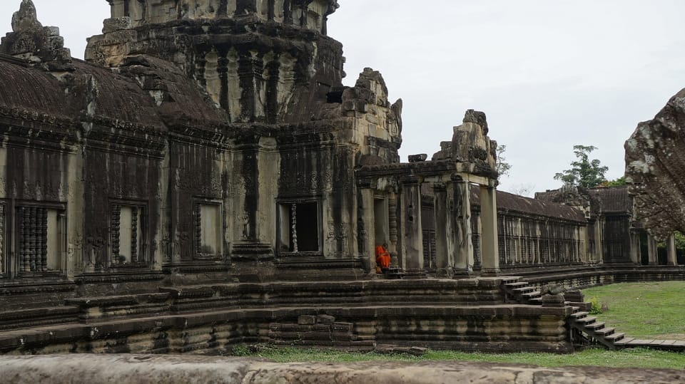 Full Day Rolous Group and Angkor Wat With Sunset Viewing - Frequently Asked Questions