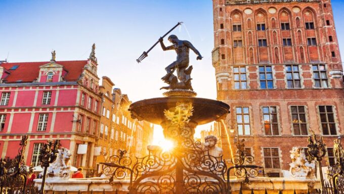 Gdansk Jewish History Tour With Synagogue and Cemetery - Frequently Asked Questions