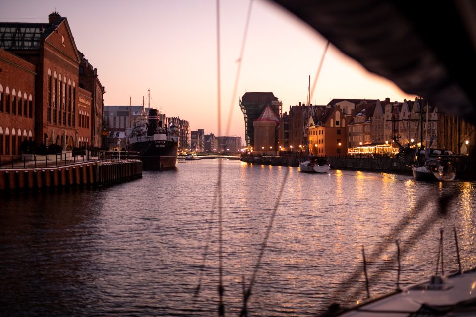 Gdańsk: Scenic Sunset Cruise With Glass of Prosecco - Frequently Asked Questions