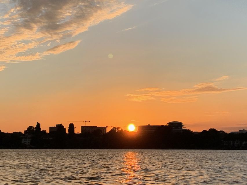 Hamburg: Alster River Sailboat Cruise With Sundowner - Frequently Asked Questions