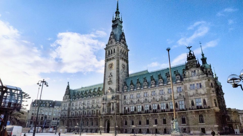 Hamburg: Self-Guided City Tour With U3 Public Train - Frequently Asked Questions