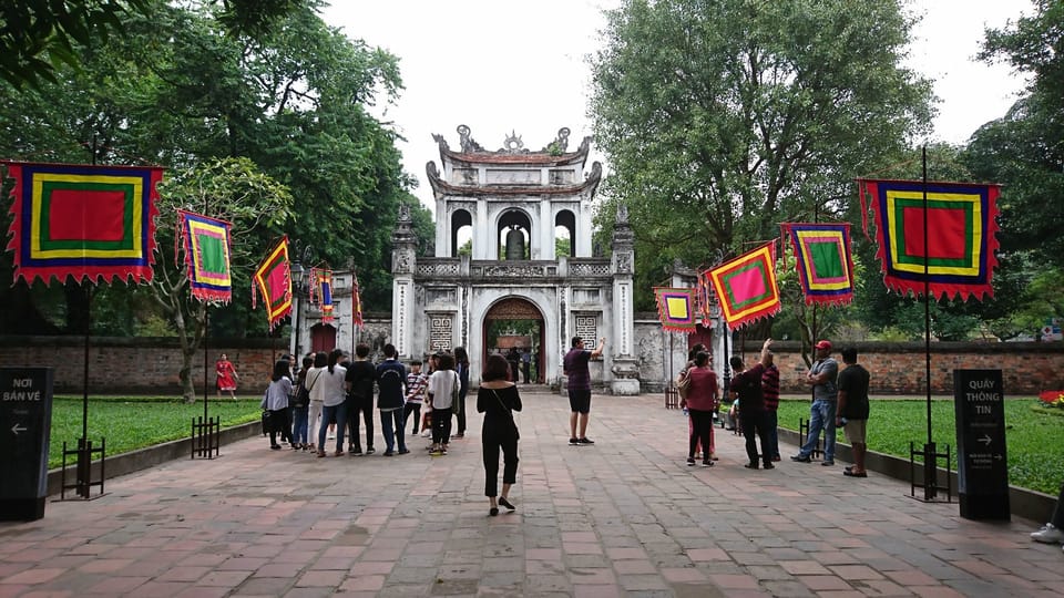 Hanoi: Private Museum, History and Mausoleum Tour - Frequently Asked Questions