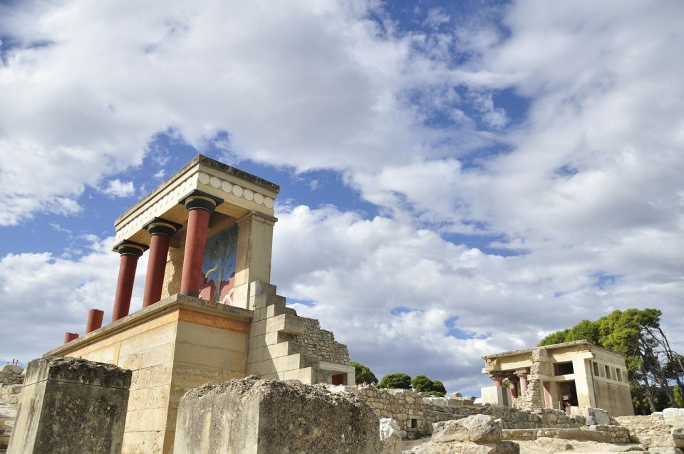 Heraklion: Crete Palace of Knossos, Museum & Shore Excursion - Frequently Asked Questions