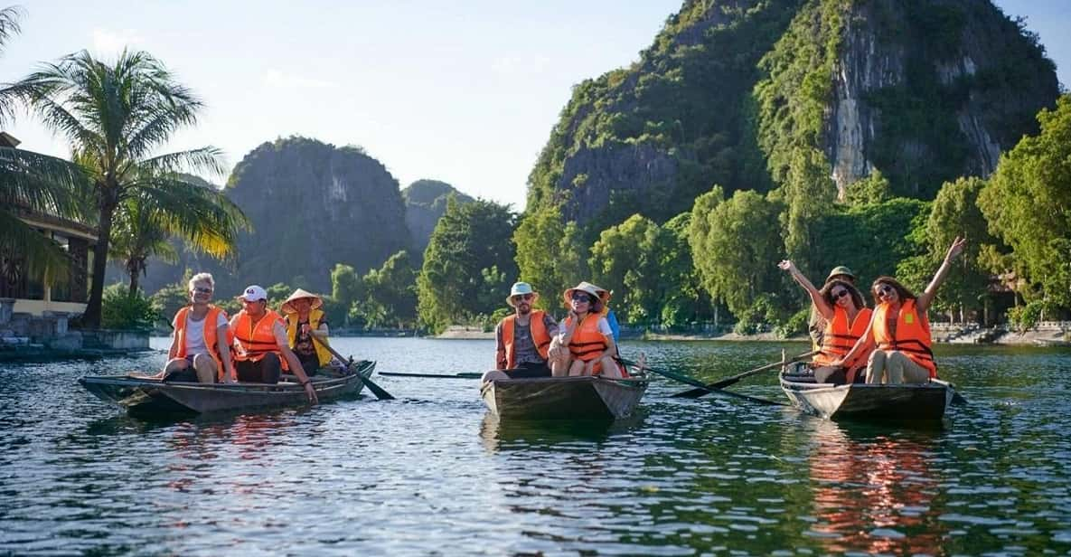 HOA LU - TRANG AN FULL DAY TRIP BY LIMOUSINE FROM HA NOI - Experience Details