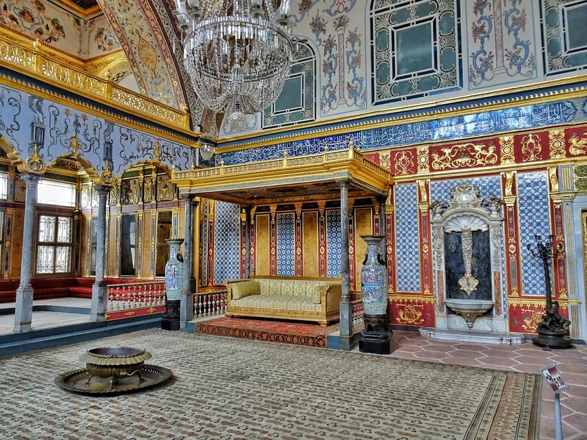 Istanbul: Half Day Topkapai Palace, Irene Hagia Tour W/Guide - Frequently Asked Questions