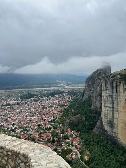 Kalambaka: Meteora Guided Tour With Local Guide - Frequently Asked Questions