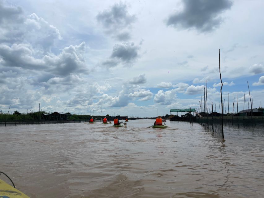 Kayaking on the Lake & Floating Village - Frequently Asked Questions