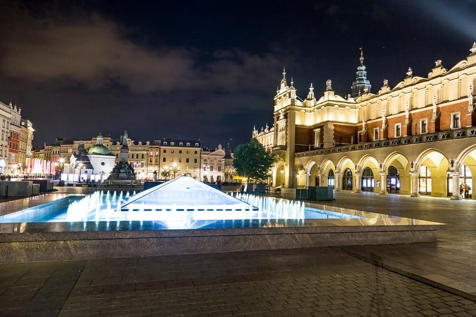 Krakow's Old Town, St. Mary's Basilica, and Rynek Underground - Frequently Asked Questions