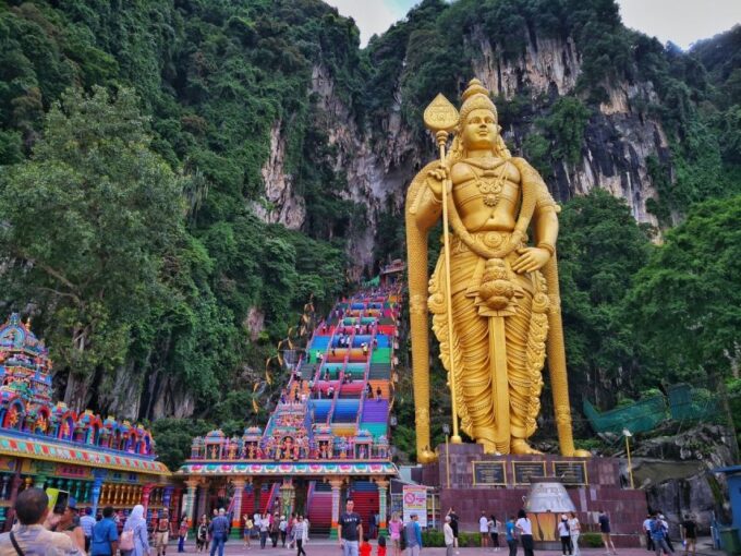 Kuala Lumpur: Suburbs and Batu Caves Half-Day Tour - Frequently Asked Questions