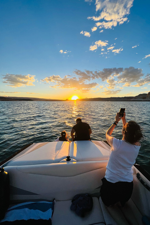 Lake Powell: Antelope Canyon Photo Tour by Small Boat - Frequently Asked Questions