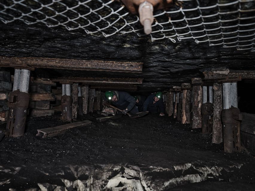 Longyearbyen: Historic Coal Mine Tour at Gruve 3 - Frequently Asked Questions