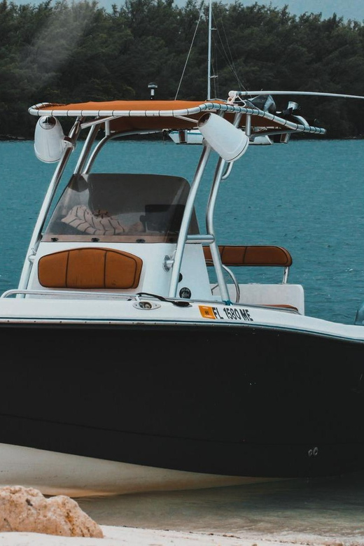 Miami: Private Tailored Sightseeing Boat Tour - Key Attractions
