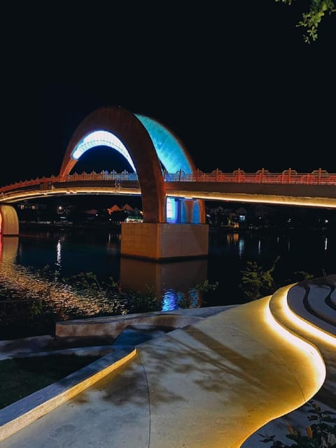 Night Cruise With Releasing Lanterns,Moonlight Bridge/Hoi an - Frequently Asked Questions