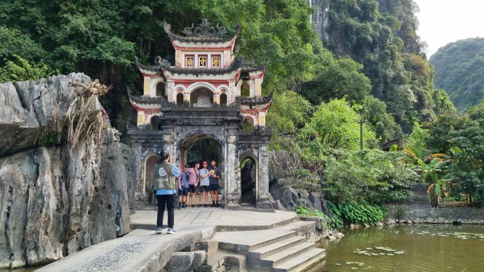 Ninh Binh Vespa Tours From Hanoi: Vespa + Boat + Daily Life - Frequently Asked Questions