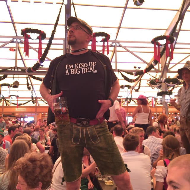 Oktoberfest Evening Table at a Major Tent With Tour - Frequently Asked Questions