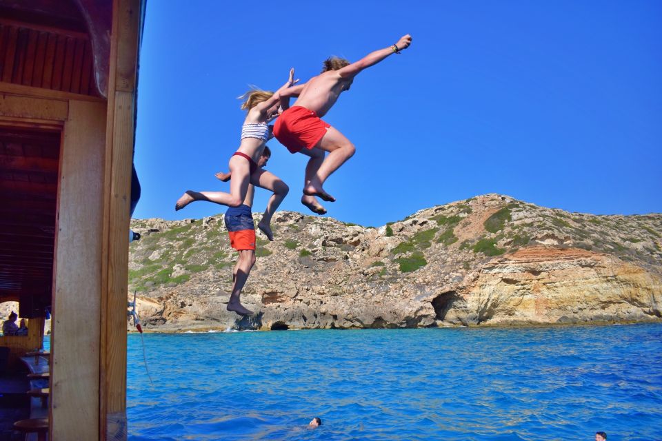 Palma De Mallorca: Palma Bay Boat Tour With Snorkeling - Frequently Asked Questions