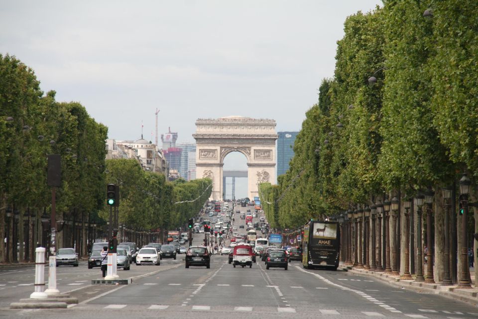 Paris: Private Tour With a Local Guide - Frequently Asked Questions