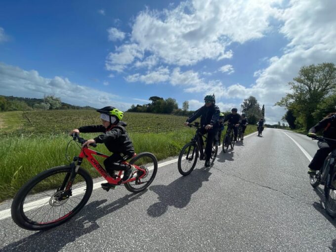 Peccioli (: ) Guided Ebike Tour Borgo Dei Borghi - Frequently Asked Questions