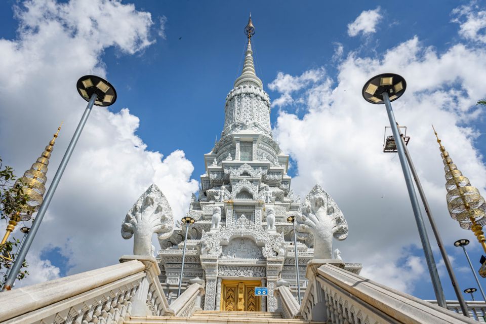 Phnom Penh: Phnom Oudong & Koh Chen Village - Lunch Include - Frequently Asked Questions