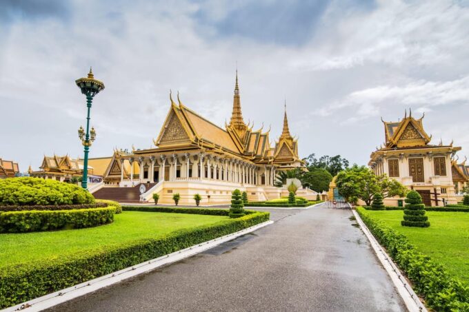 Phnom Penh to Siem Reap by Private Car or Minivan - Frequently Asked Questions