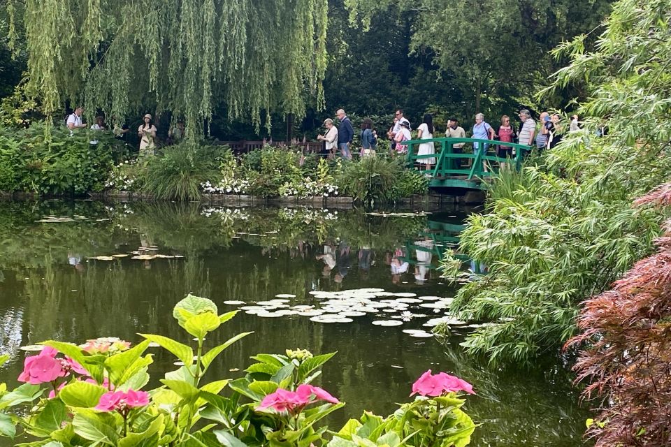 Private Giverny Half-Day Trip From Paris by Mercedes - Frequently Asked Questions