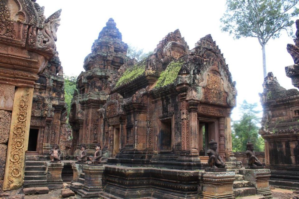 Private Kbal Spean & Banteay Srei Guided Tour - Frequently Asked Questions