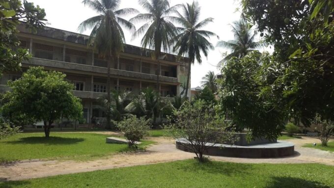 Royalpalace, Toul Sleng (S21), Museum & Killing Field - Frequently Asked Questions