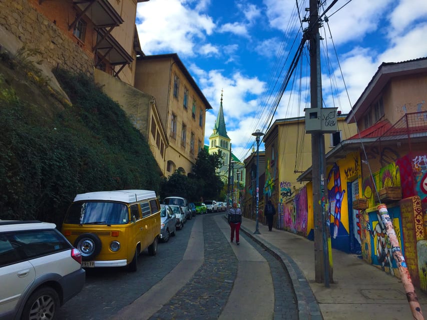 Santiago: Valparaiso, Viña Del Mar, & Casablanca Valley Tour - Frequently Asked Questions