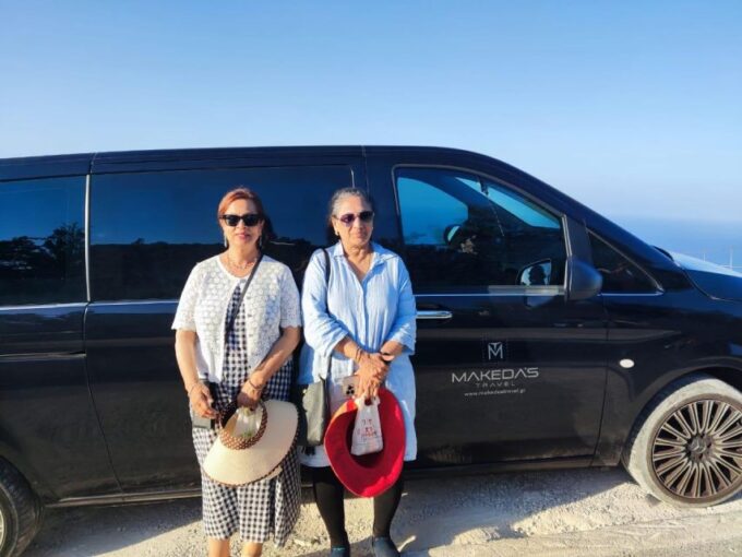 Santorini : Discover With Locals - Small Group Half-Day Tour - Relax on Volcanic Sand Beach