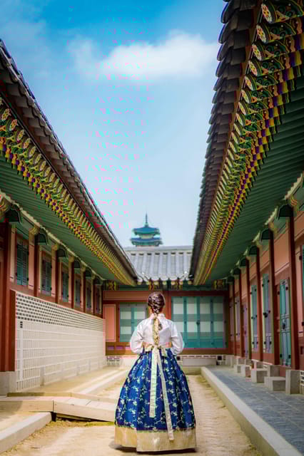 Seoul: Gyeongbokgung Palace Tour & Lunch at Authentic Market - Frequently Asked Questions