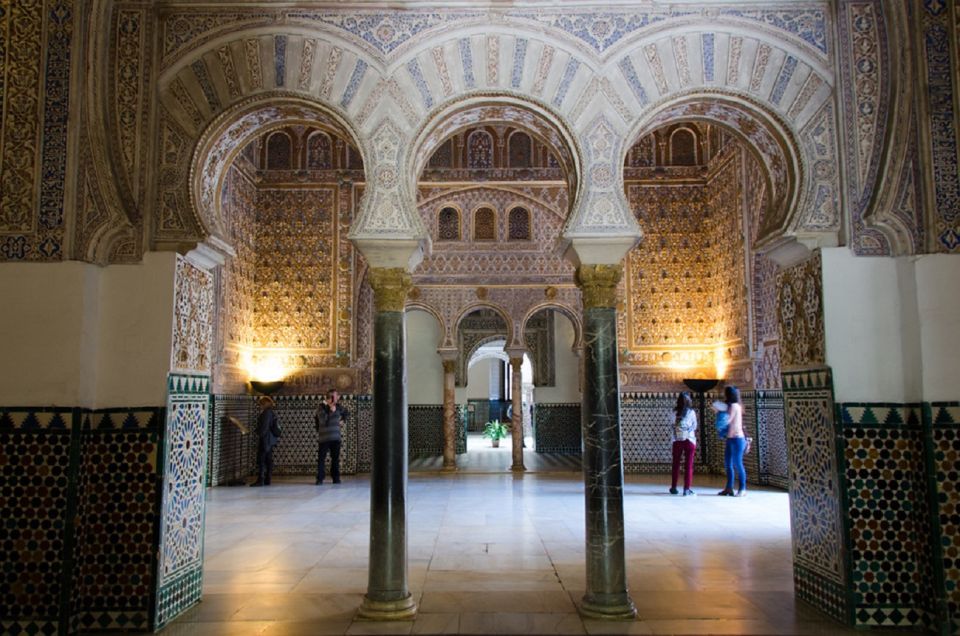 Seville: Alcázar, Cathedral and Giralda Tour With Tickets - Frequently Asked Questions