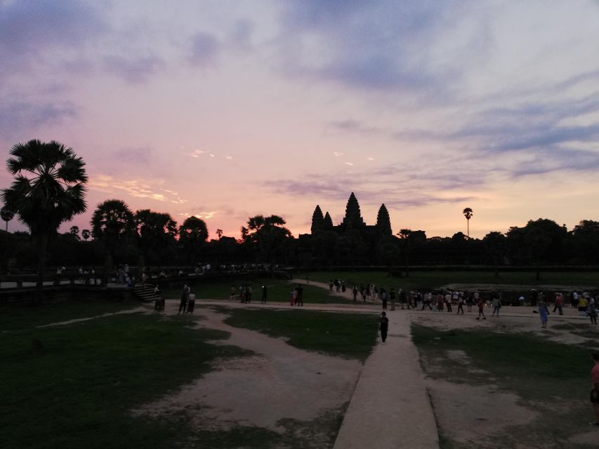 Sunrise at Angkor Wat With Small Group Tour - Frequently Asked Questions