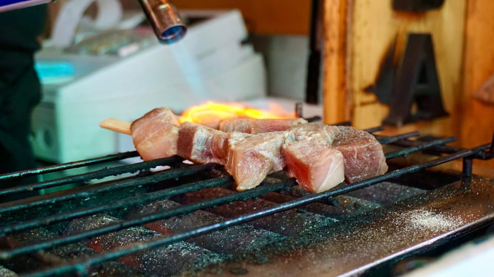 Tsukiji Food Crawl: Japanese Street Food & Market Tour - Tips for an Enjoyable Experience