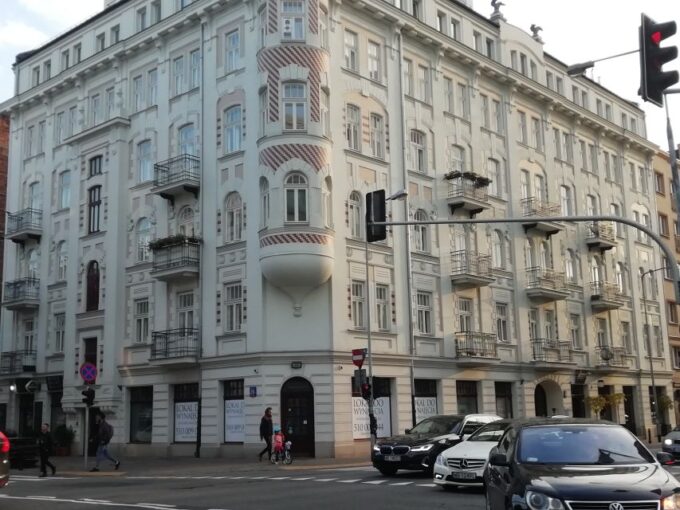 Warsaw: 2-Hour Praga Walking Tour - Frequently Asked Questions