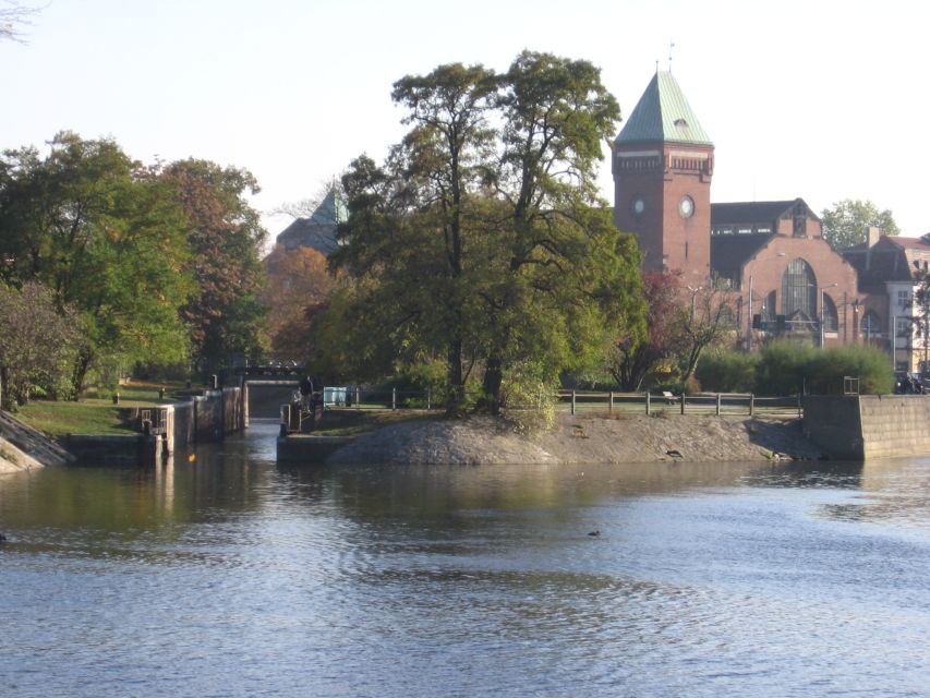 Wroclaw: Old Town Highlights Private Walking Tour - Hidden Gems to Discover